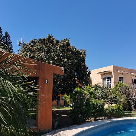 Hotel Quinta Del Descanso Cuautla  Buitenkant foto