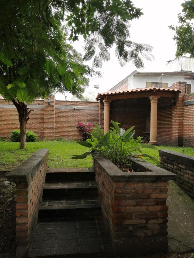 Hotel Quinta Del Descanso Cuautla  Buitenkant foto