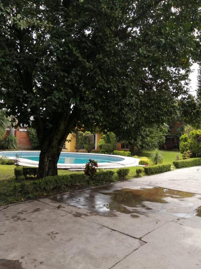 Hotel Quinta Del Descanso Cuautla  Buitenkant foto
