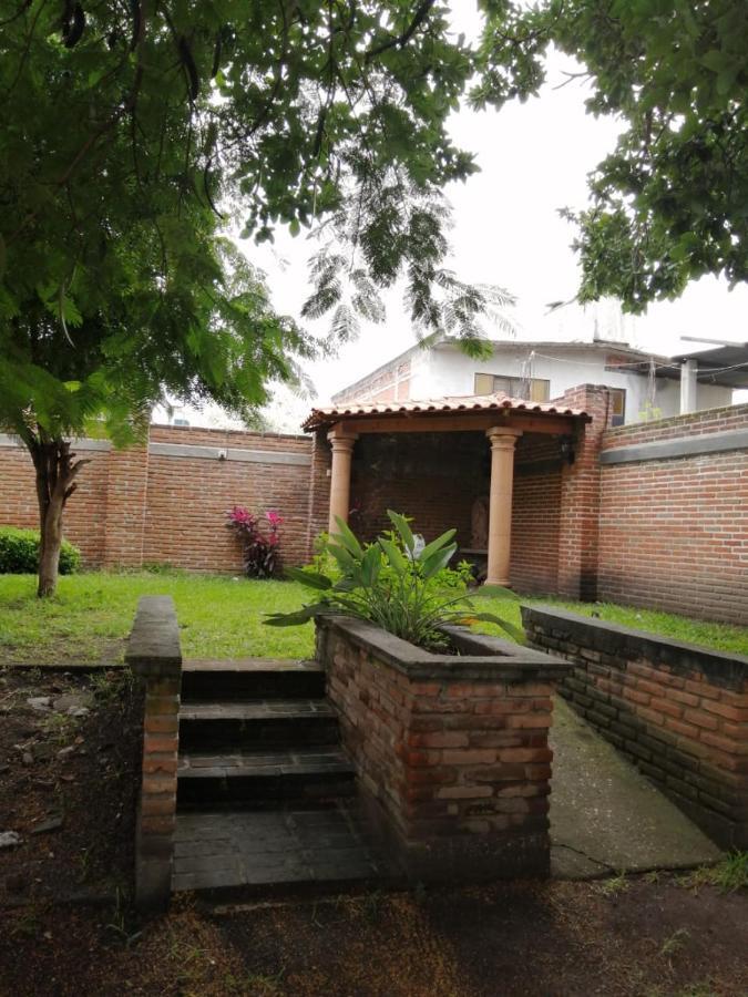 Hotel Quinta Del Descanso Cuautla  Buitenkant foto