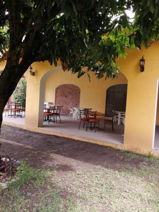 Hotel Quinta Del Descanso Cuautla  Buitenkant foto
