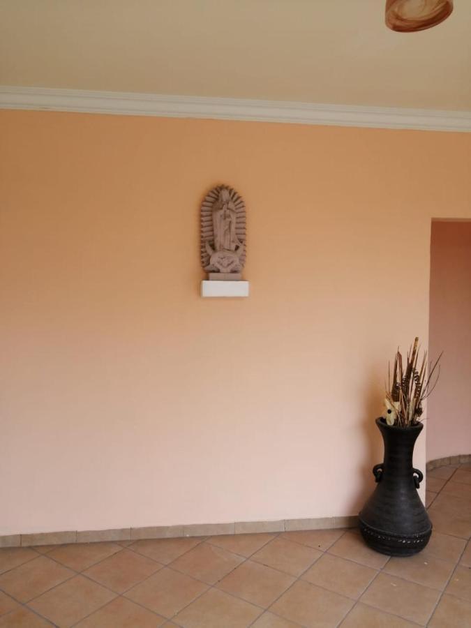Hotel Quinta Del Descanso Cuautla  Buitenkant foto
